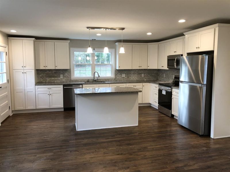 2108 Carolina Hill Ln, Raleigh, NC 27603