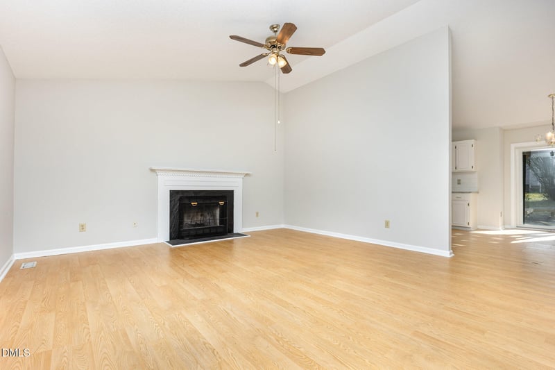 2108 Carthage Cir, Raleigh, NC 27604