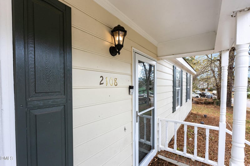 2108 Carthage Cir, Raleigh, NC 27604