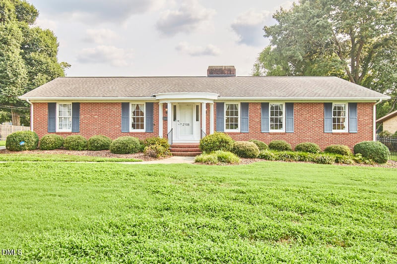 2108 Edgewood Ave, Burlington, NC 27215
