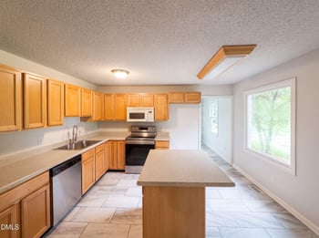 2108 Jordan Cabin Rd, Wendell, NC 27591