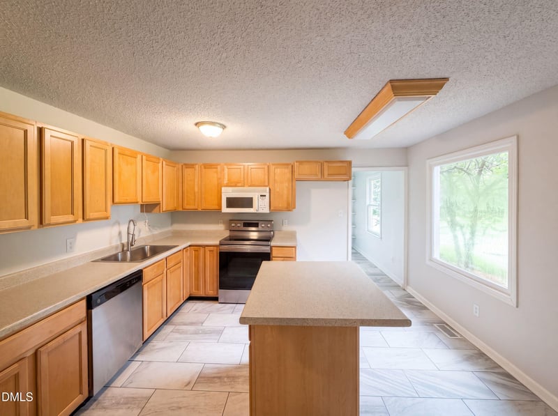 2108 Jordan Cabin Rd, Wendell, NC 27591