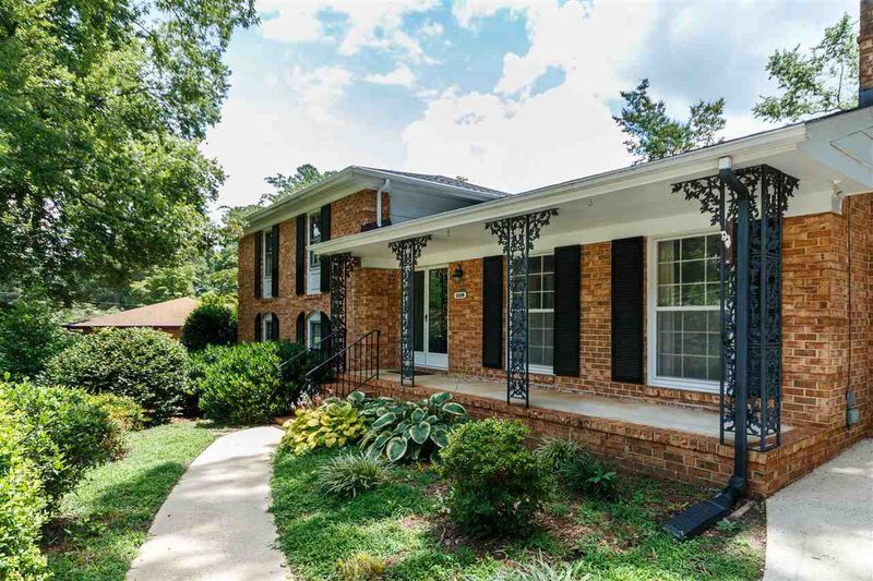 2108 Myron Dr, Raleigh, NC 27607