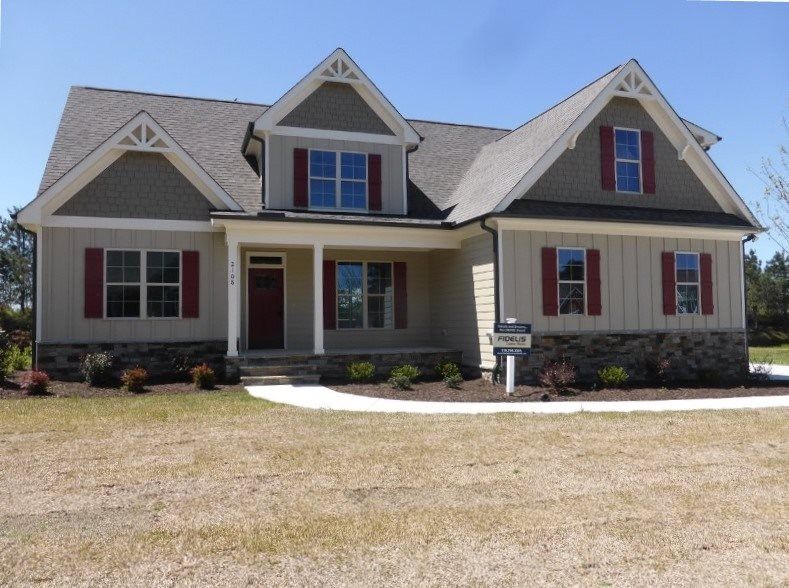 2108 Taramar Ln, Zebulon, NC 27597