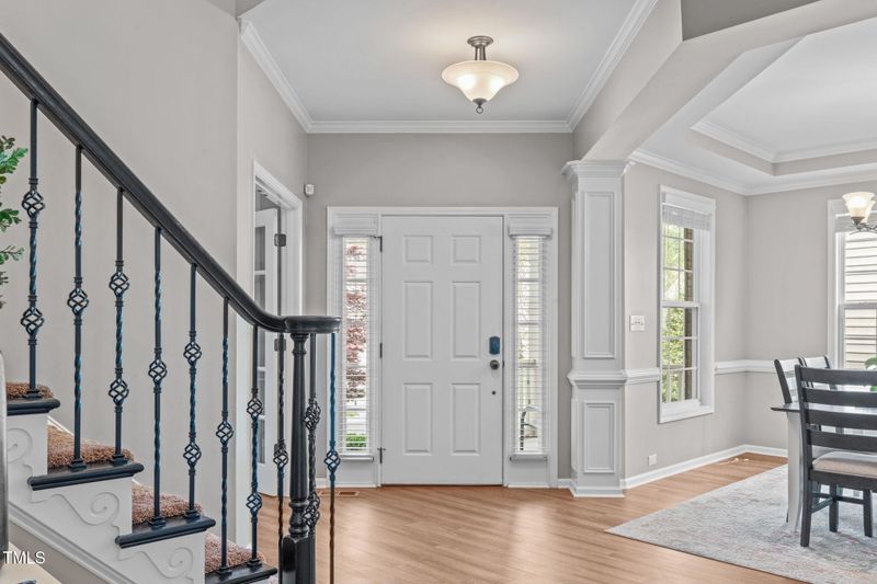 2109 Hemlock Hill Dr, Durham, NC 27703
