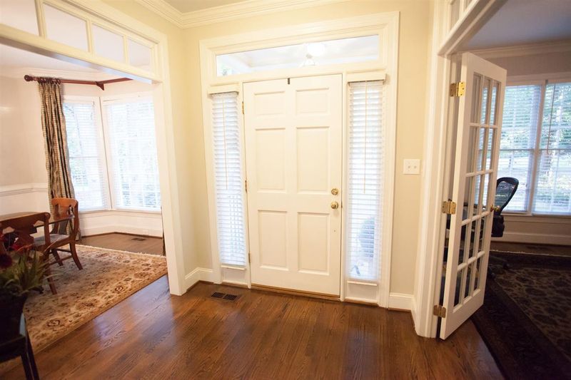 2109 Lovdal Dr, Raleigh, NC 27613