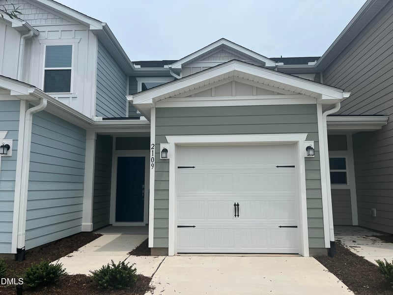 2109 Oakdale Dr, Durham, NC 27703