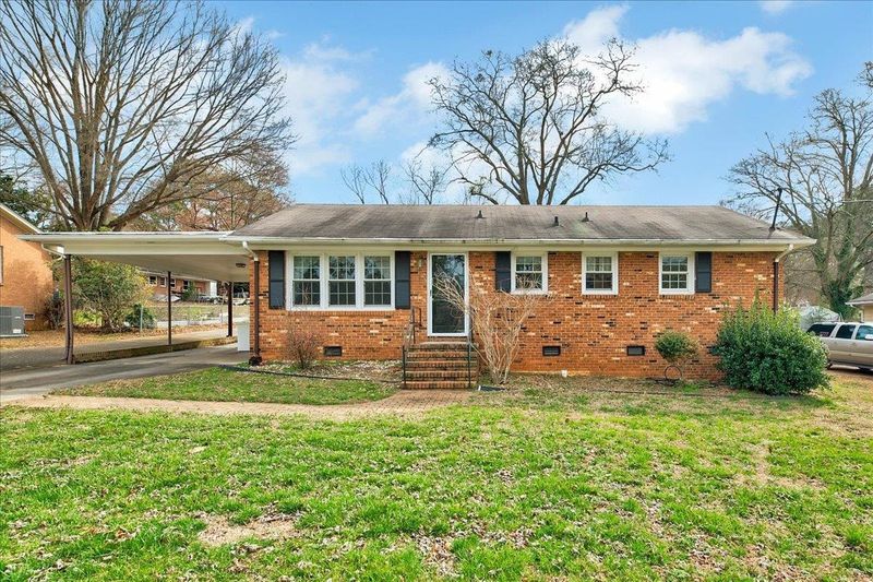 2109 Saturn St, Raleigh, NC 27603