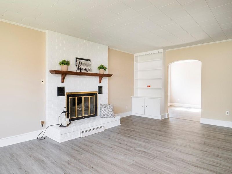 2109 Wilkins St, Burlington, NC 27217