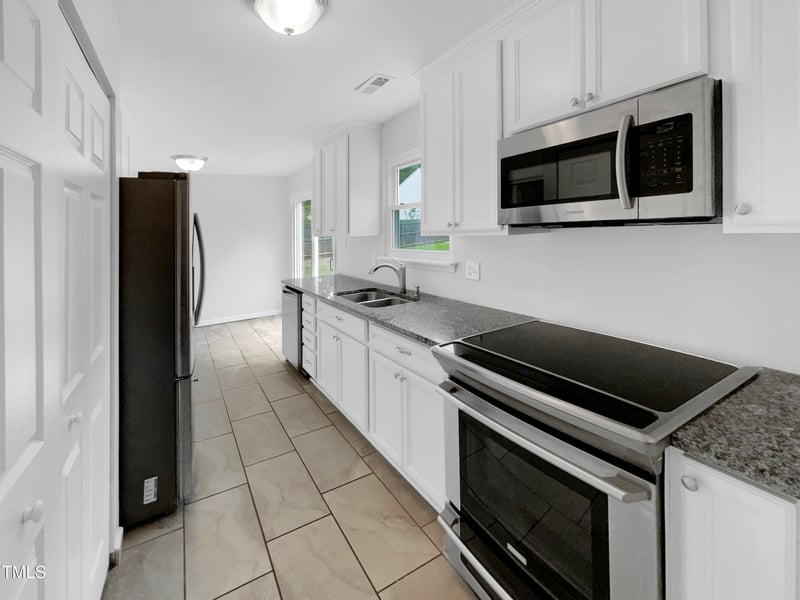 2109 Winnie Pl, Raleigh, NC 27603