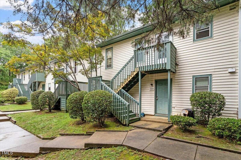 211 Ashley Forest Rd #Building D, Chapel Hill, NC 27514