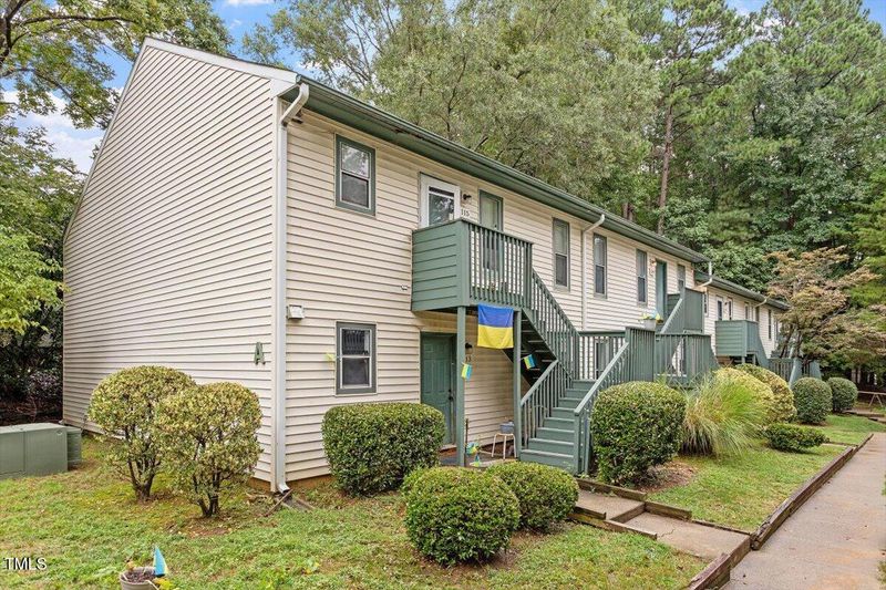 211 Ashley Forest Rd #Building D, Chapel Hill, NC 27514