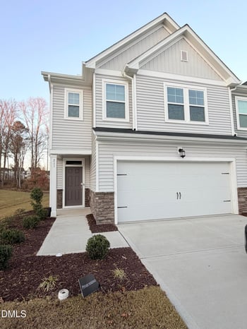 211 Aster Bloom Ln, Raleigh, NC 27610