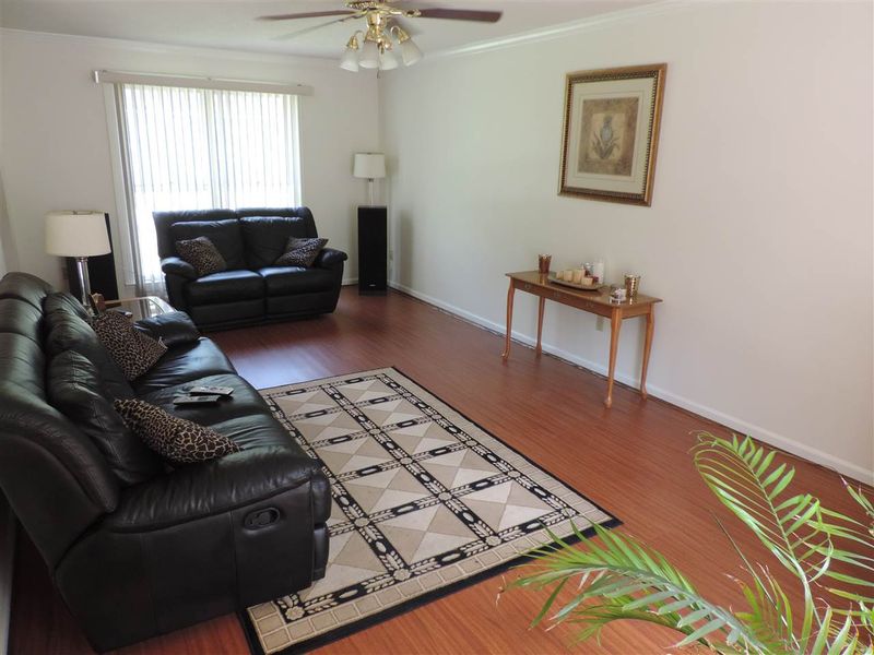 211 Barbour Rd, Smithfield, NC 27577