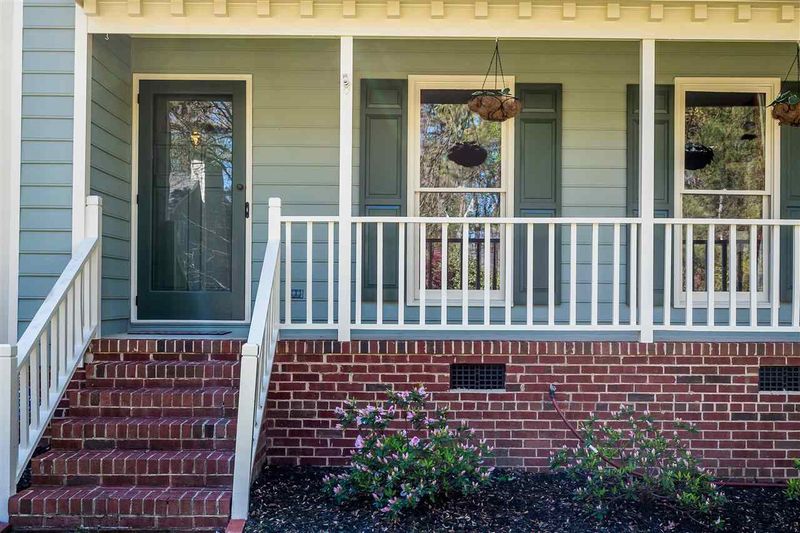 211 Brandermill Dr, Durham, NC 27713