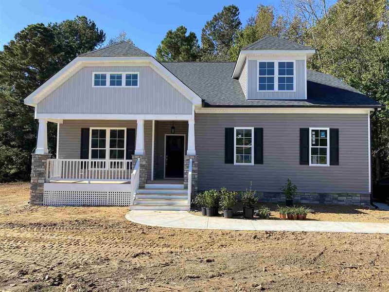 211 Brantleytown Rd, Zebulon, NC 27597