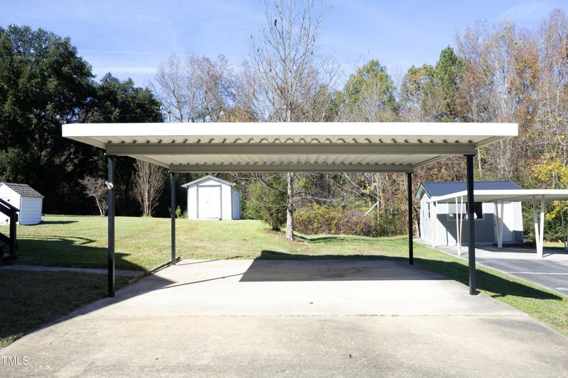211 Breedlove Ave, Durham, NC 27703