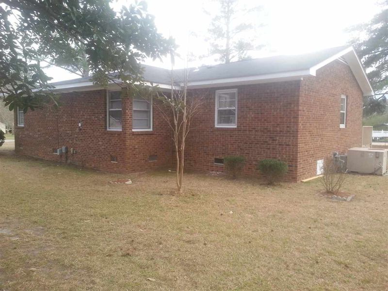 211 Burton St, Dunn, NC 28334