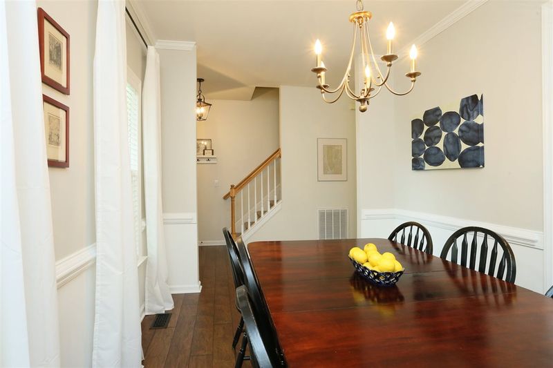 211 Chapel Valley Ln, Apex, NC 27502