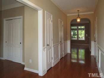 211 Chateau Pl, Chapel Hill, NC 27516