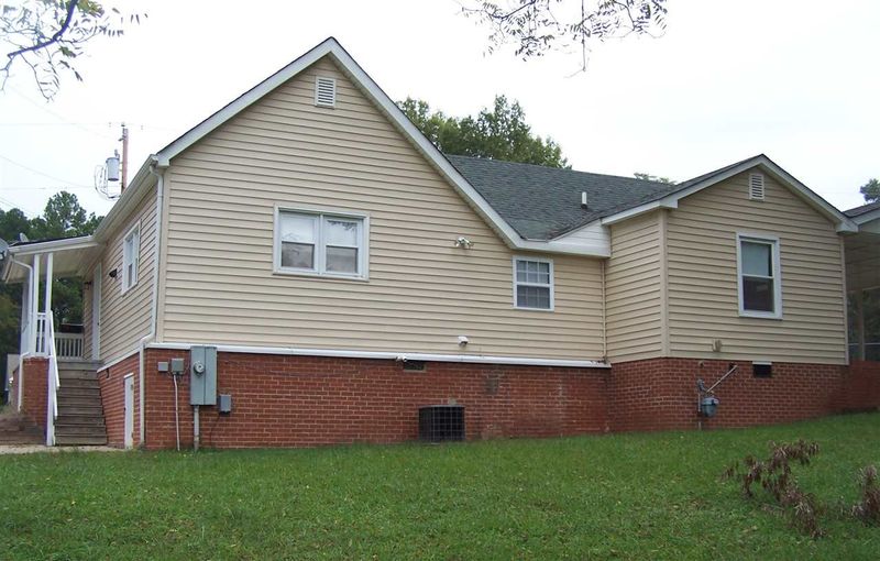211 W Chestnut Ave, Wake Forest, NC 27587