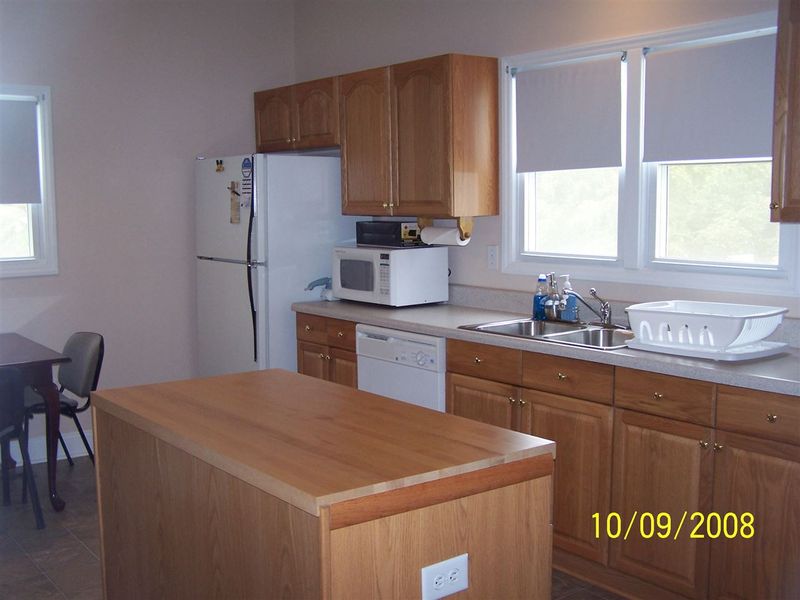 211 W Chestnut Ave, Wake Forest, NC 27587