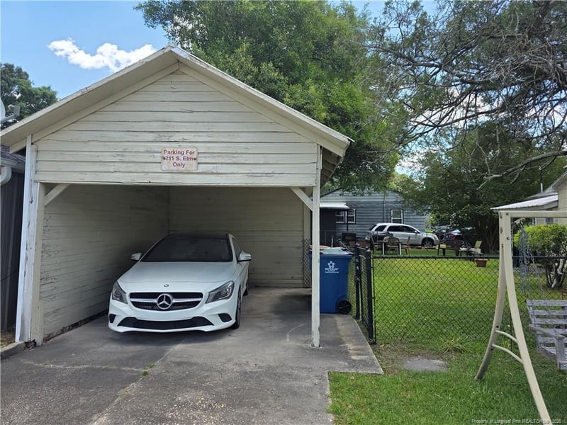 211 Elm Ave, Dunn, NC 28334
