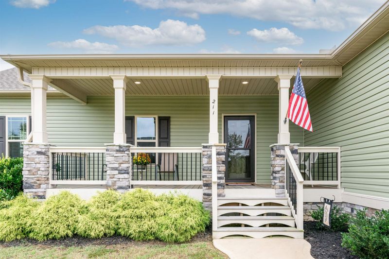 211 Fox Run Ct, Benson, NC 27504