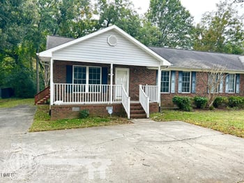 211 Gilbreath St, Graham, NC 27253