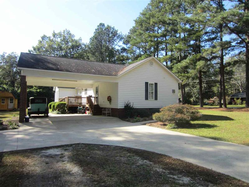 211 W Glenn St, Zebulon, NC 27597