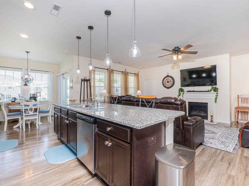 211 S Great White Way, Clayton, NC 27527
