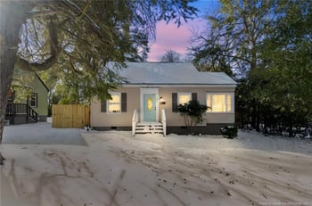 211 Hawthorne Rd, Fayetteville, NC 28301