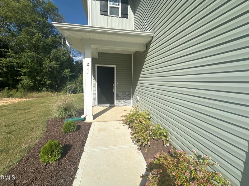211 Hopewell Branch Ct, Smithfield, NC 27577