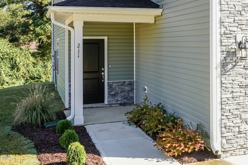 211 Hopewell Branch Ct, Smithfield, NC 27577