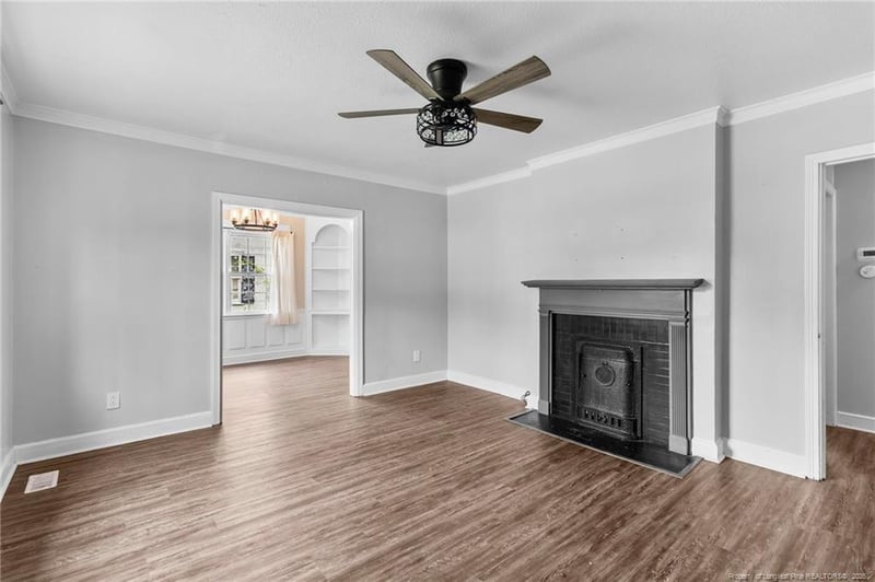 211 Hull Rd, Fayetteville, NC 28303