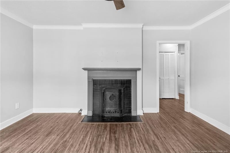 211 Hull Rd, Fayetteville, NC 28303