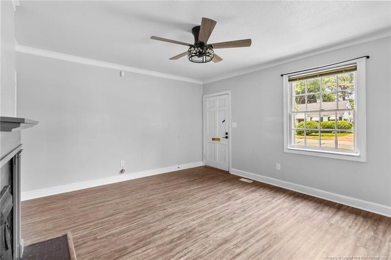 211 Hull Rd, Fayetteville, NC 28303