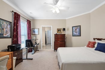 211 Ibis Ln, Durham, NC 27703