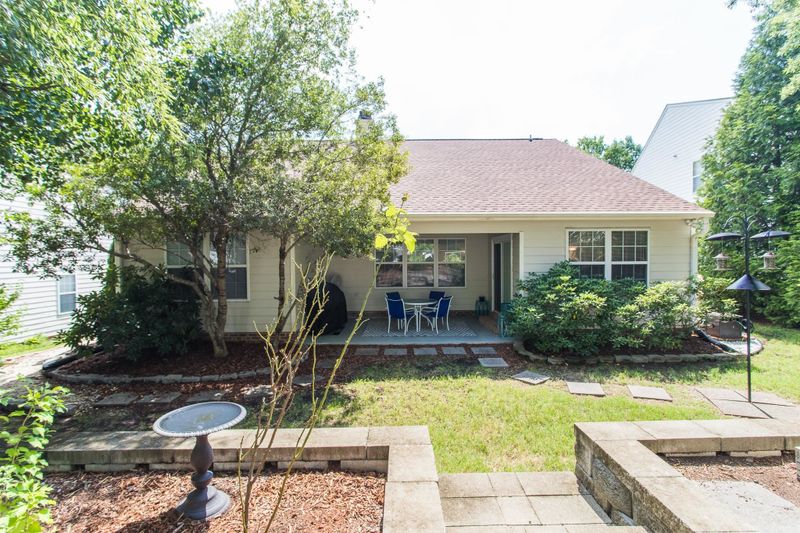 211 Kindlewood Dr, Durham, NC 27703