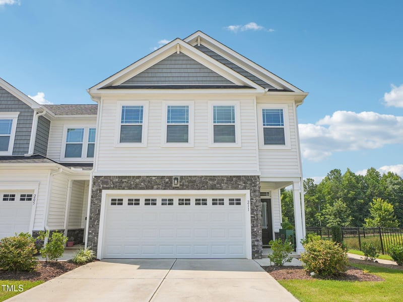 211 Kineton Woods Way, Garner, NC 27529