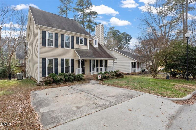 211 Kronos Ln, Cary, NC 27513