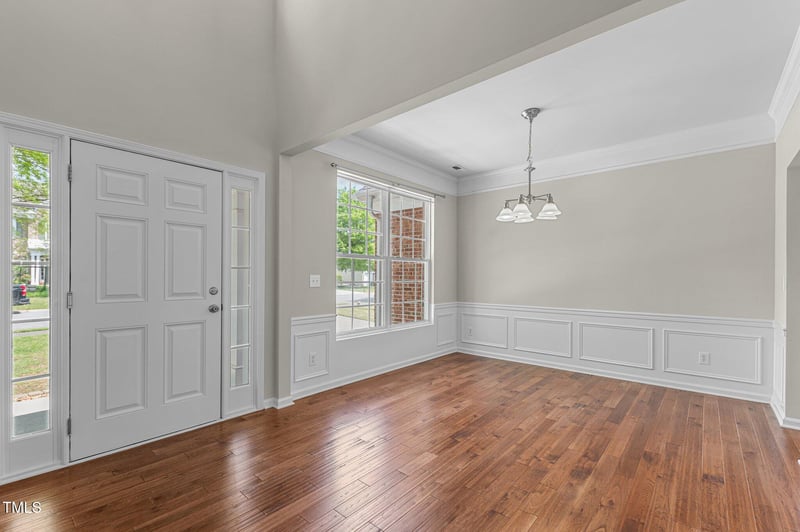 211 Kurtner Ct, Morrisville, NC 27560