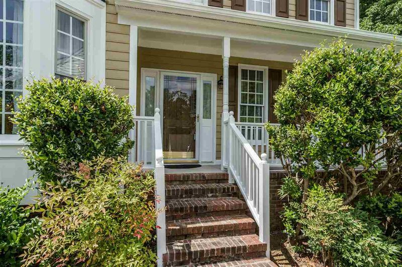 211 Lost Tree Ln, Cary, NC 27513