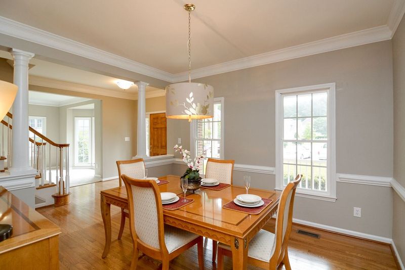 211 Marvista Ct, Cary, NC 27518