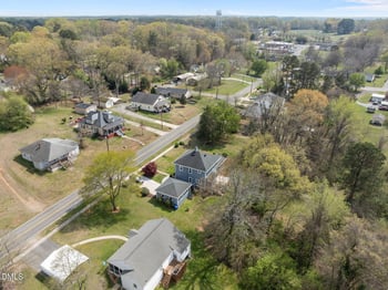 211 Ninth St, Mebane, NC 27302