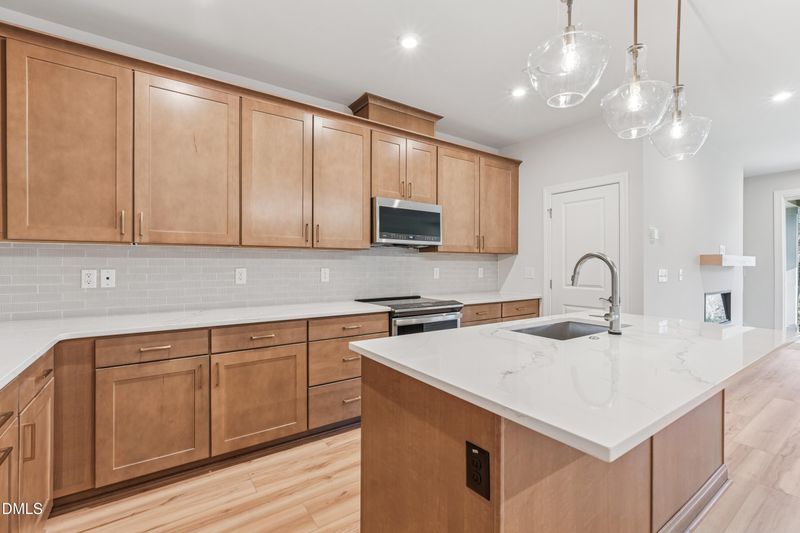 211 Oak Summit Pl #211, Chapel Hill, NC 27516