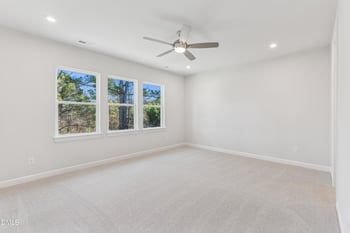 211 Oak Summit Pl #211, Chapel Hill, NC 27516