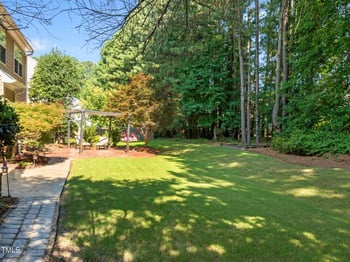 211 October Glory Ln, Apex, NC 27539