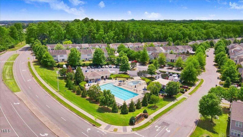 211 Oswego Ct, Morrisville, NC 27560