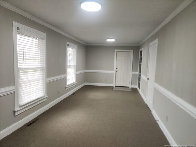 211 Owen Dr, Fayetteville, NC 28304